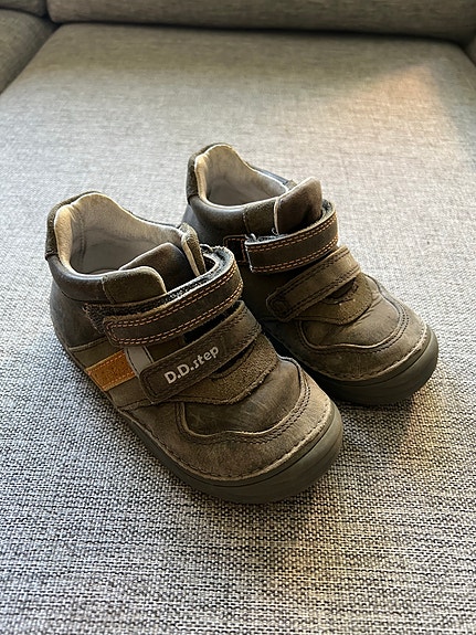 D.D.Step nahkakengät koko 25