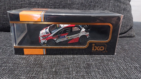 Myydään pienoismalli Toyota Yaris WRC