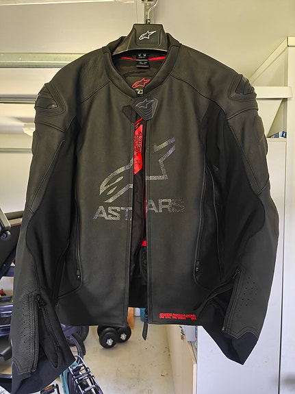 Alpinestars GP Plus V4 takki