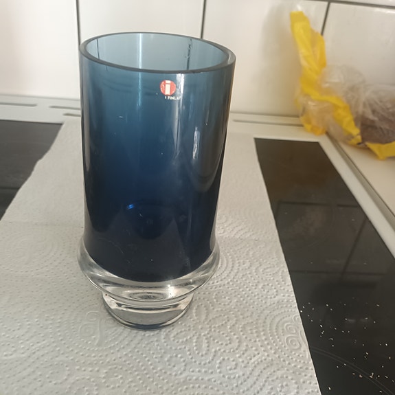 Sininen vaasi Iittala