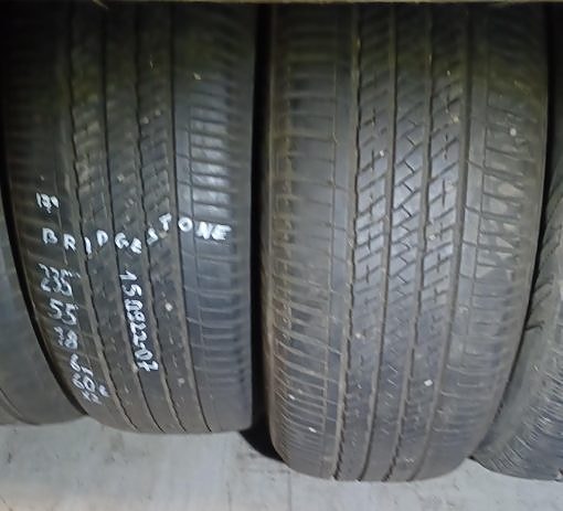 235/55R18 Bridgestone kesärenkaat