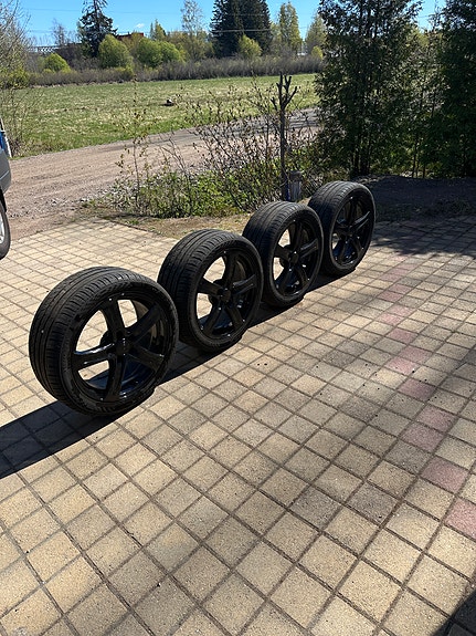 Vanteet MB + renkaat