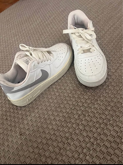 Nike air kengät