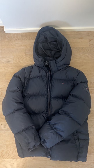 Tommy Hilfiger toppatakki