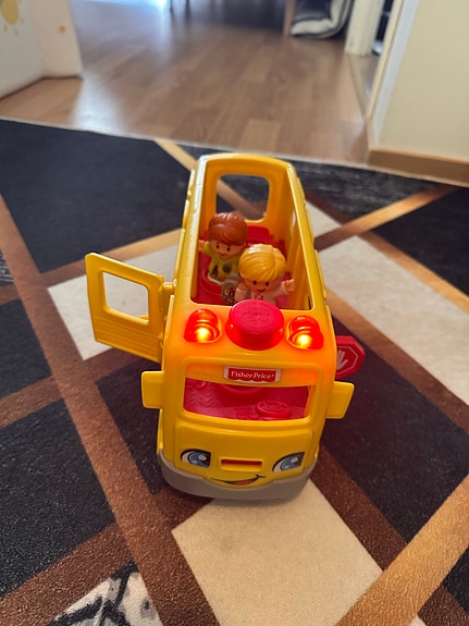 Fisher-Price Little People koulubussi lelu