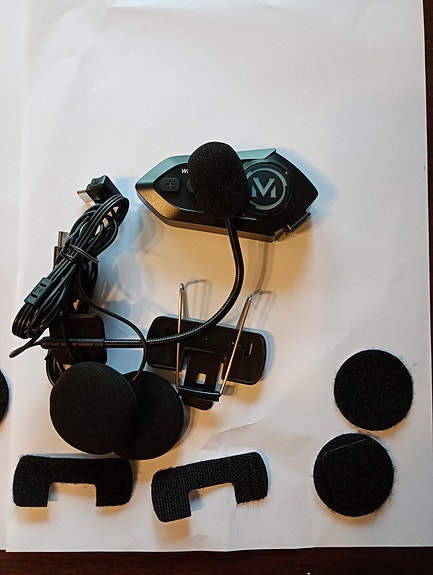 Hyvä Bluetooth V5.4 kypärä puhelin.