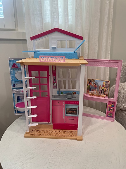 Barbie talo leikkisetti