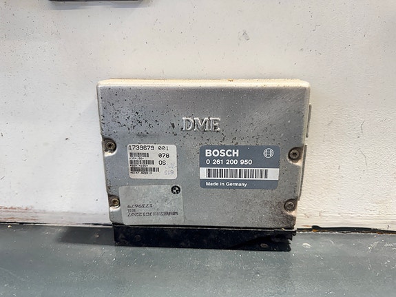 BMW 318is -93  ECU Bosch DME