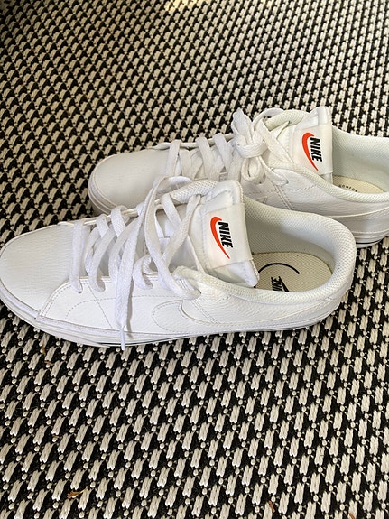 Nike valkoiset tennarit koko 41