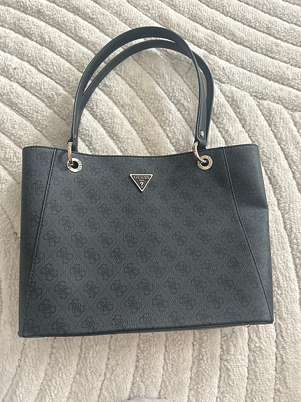 GUESS laukku