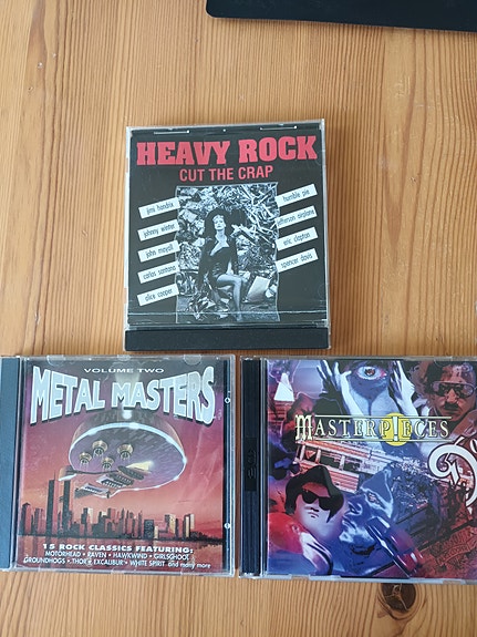 Heavy Rock Cut The Crap, Metal Masters Volume Two ja Masterpieces CD-levyt