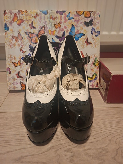 Dolly-57 Pleaser- korkokengät