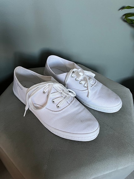 Esprit valkoiset kangastennarit koko 39