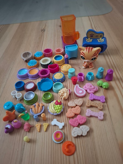 Littlest Pet Shop leikkisetit ja tarvikkeet