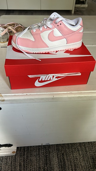 Nike Dunk Low