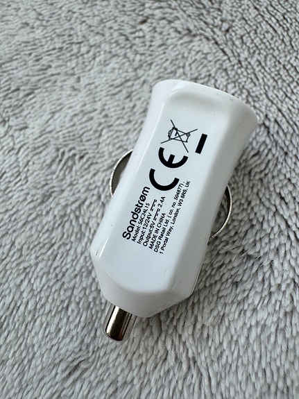 USB-autolaturi