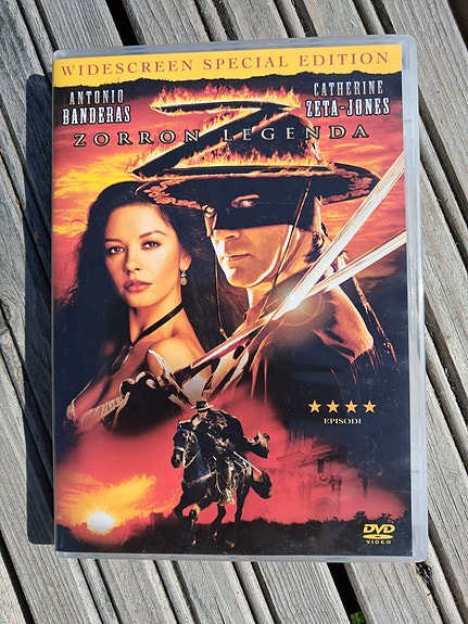 Zorron legenda DVD-elokuva