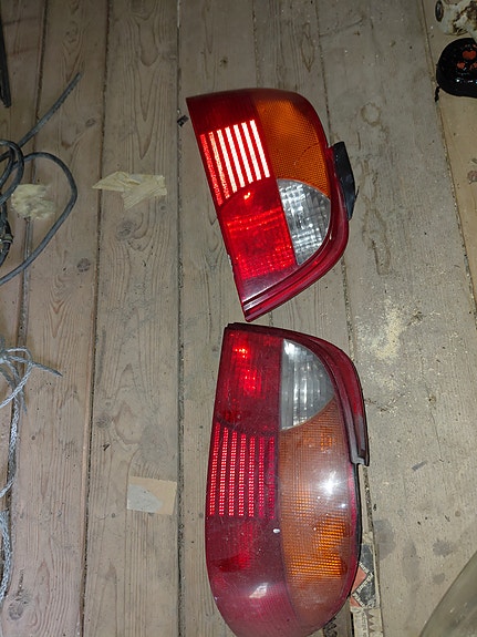 Avensis t22 porrasperä takavalo