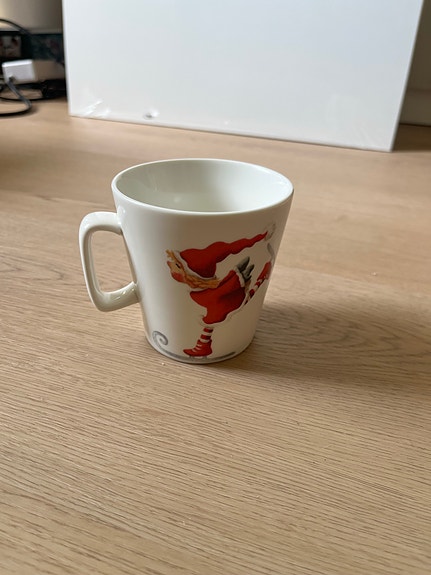 Kultakeramiikka muki, jouluaiheinen