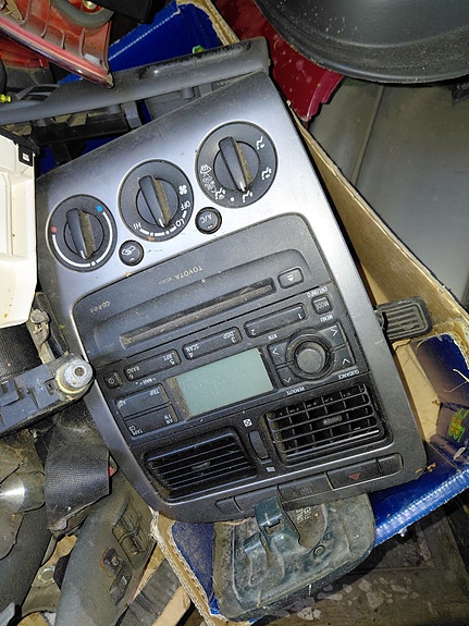 Avensis t22 radio