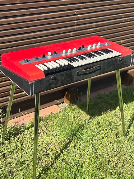 Yamaha YC-10 sähköurut punainen