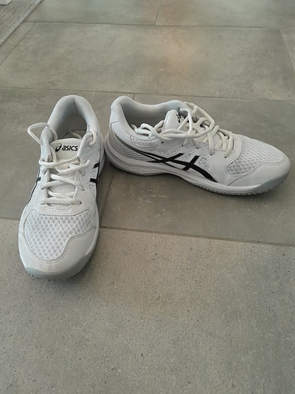 Lasten Asics -sisäpelikengät, 37