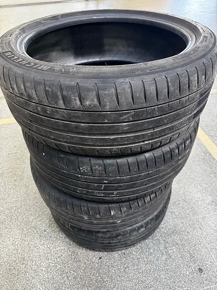 Kesärenkaat 225/45R19 Michelin