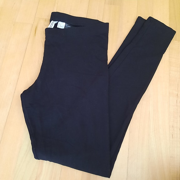 Naisten LEGGINSIT koko M