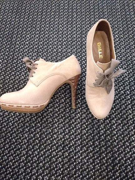 Nilkkurit beige (nude)