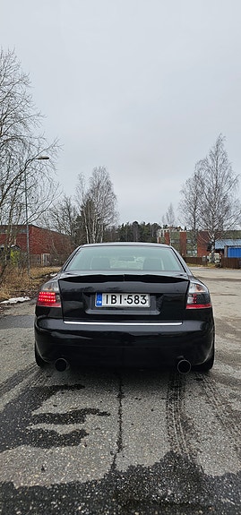 Audi a4 takavalot