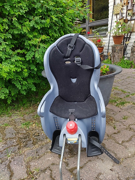 Pyöränistuin