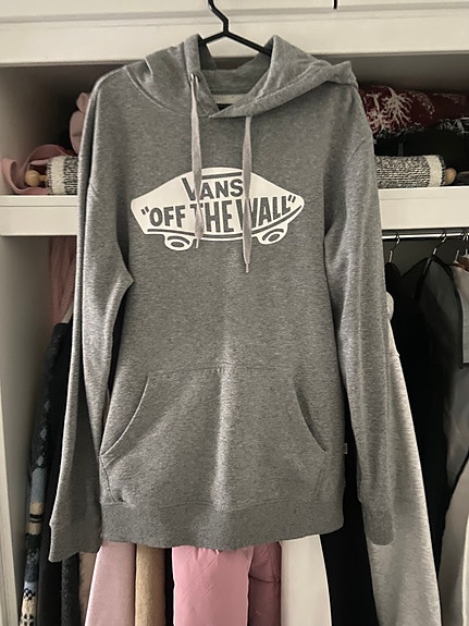 Naisten M Vans huppari