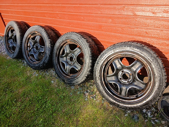 Nokian Hakkapeliitta 7 nastarenkaat vanteilla