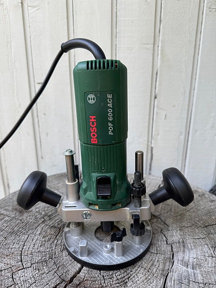 BOSCH POF 600 ACE yläjyrsin