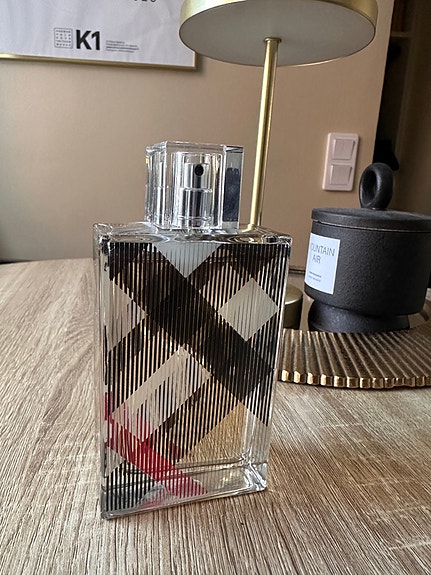 Burberry brit for her hajuvesi