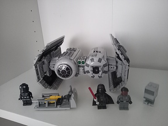 Lego Star Wars TIE-pommikone - 75347