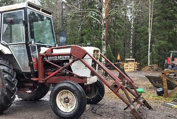 Traktorin etukuormaaja