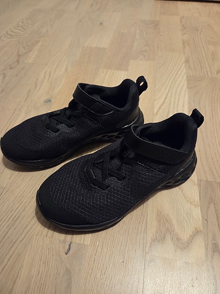 Nike lenkkarit