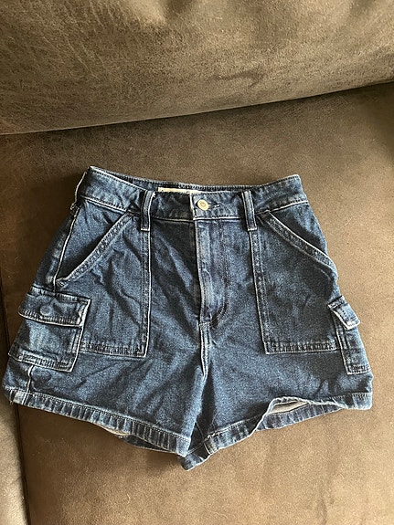 Hollister shortsit