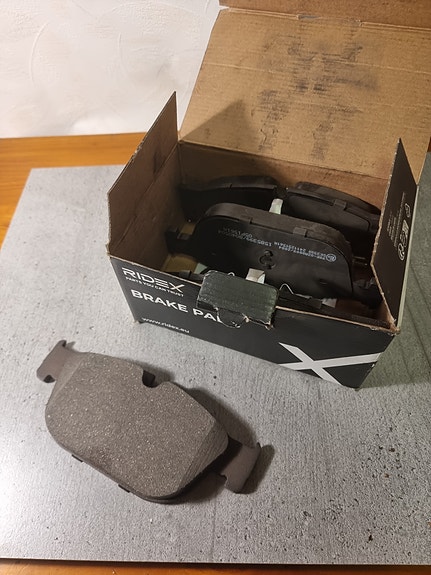 Ridex jarrupalasarja etupyörille Peugeot Citroën 402B0785 – uudet!