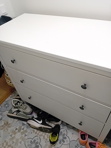 Ikea valkoinen Hemnes-lipasto 3 laatikkoa
