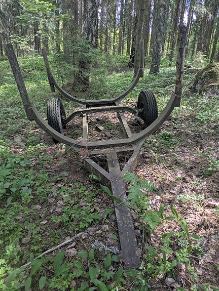 Oma valmiste Metsä perävaunu