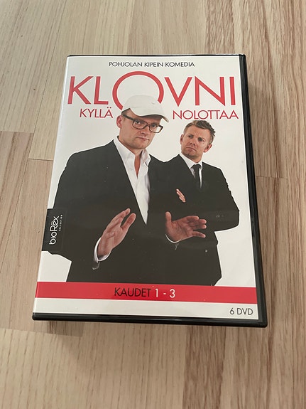 Klovni – Kyllä nolottaa kaudet 1–3 DVD-boksi