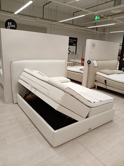 Premium jenkkisänky 160x200  ovh. 7814€