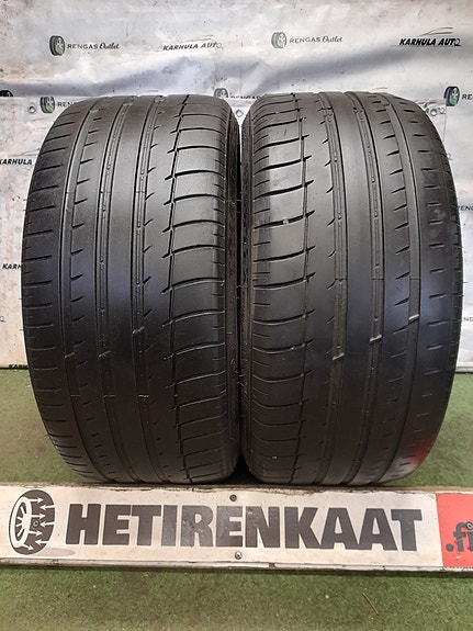 235/35R19 Käytetyt Kesärenkaat