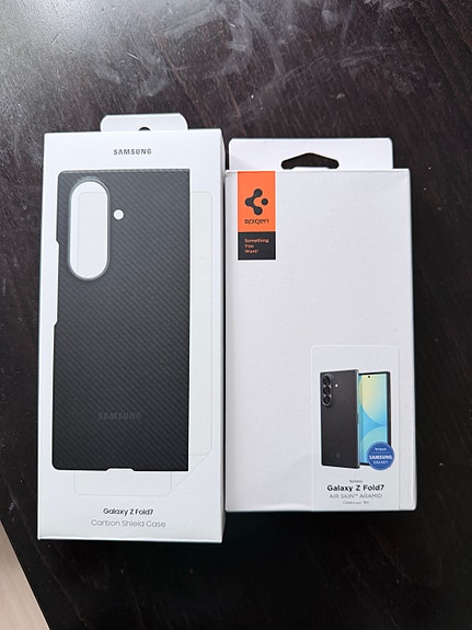 Samsung Galaxy Z Fold 7 Kuoret