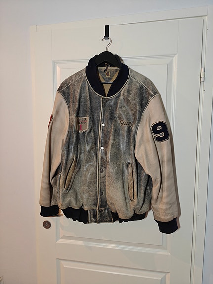 Harvinainen Tommy Hilfiger baseball nahkatakki