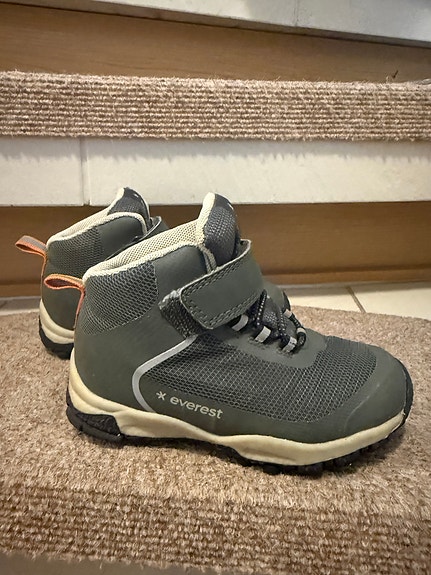 Everest kengät, koko 25