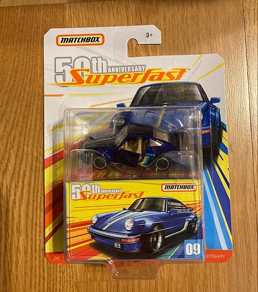 Matchbox 50th anniversary -pikkuauto Superfast 80 Porsche 911 Turbo