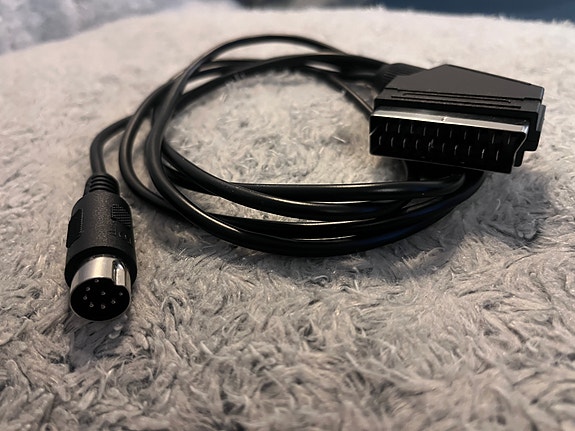 Sega Megadrive uusi scart kaapeli